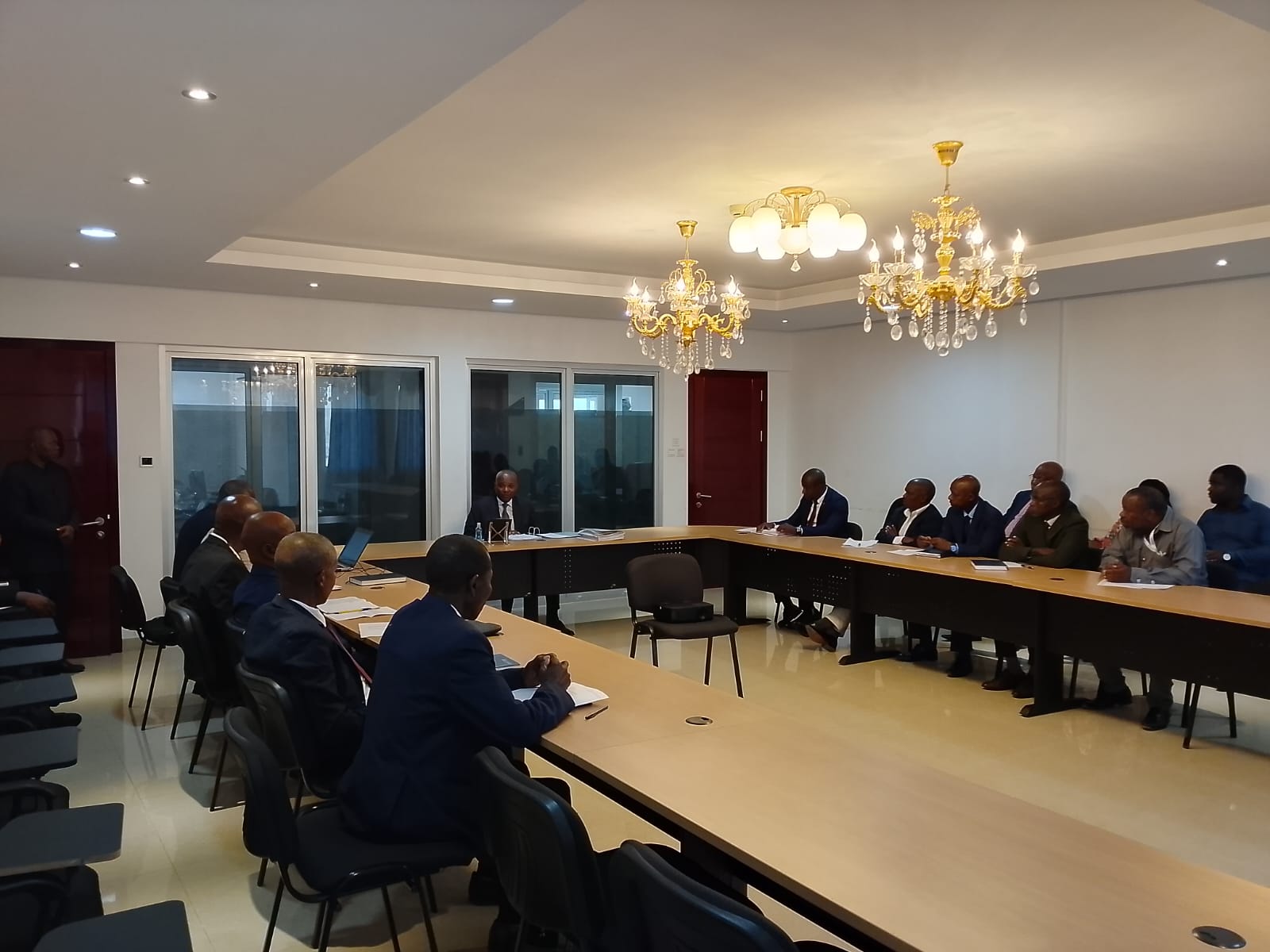 Presidente da CPE do Cuanza Norte, asculta as Comissões Municipais Eleitorais.